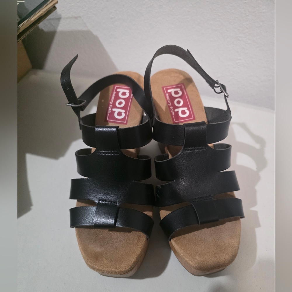 Pop Black and Brown Platform Sandals Size 8M